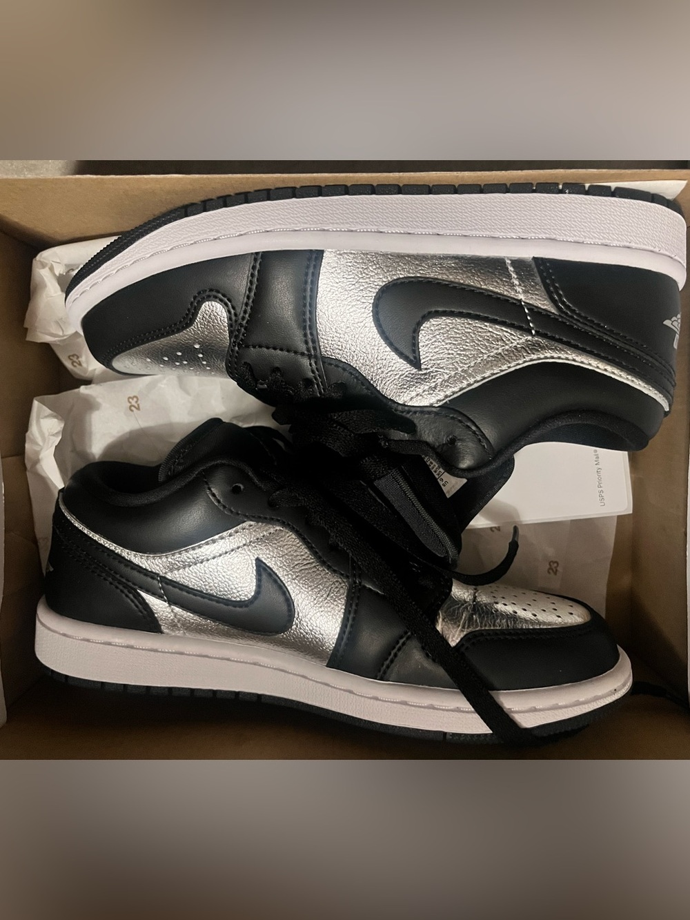 Nike Air Jordan 1 Low — Black & Silver Metallic Brand New!!!